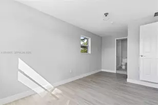 925 NW 84th St, Miami, FL 33150 - Photo 21