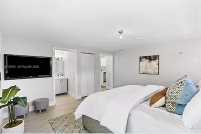 925 NW 84th St, Miami, FL 33150 - Photo 11