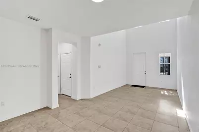 7441 NW 114th Ct #11412, Doral, FL 33178 - Photo 5