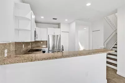 7441 NW 114th Ct #11412, Doral, FL 33178 - Photo 11