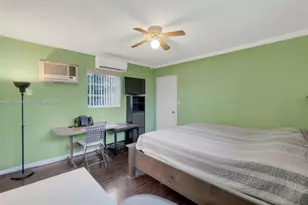 167 W 34th St, Hialeah, FL 33012 - Photo 27