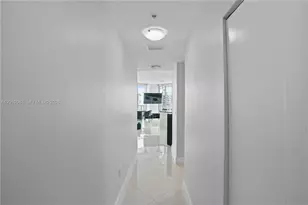 1111 SW 1st Ave, Miami, FL 33130 - Photo 9