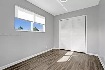 949 SE 10th Ct, Pompano Beach, FL 33060 - Photo 29