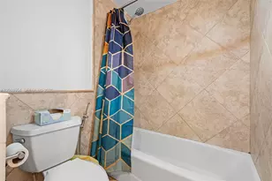 401 69th St, Miami Beach, FL 33141 - Photo 17