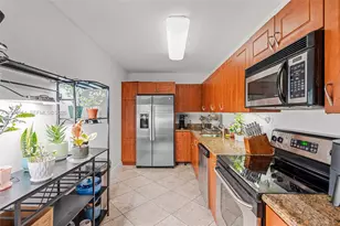401 69th St, Miami Beach, FL 33141 - Photo 11