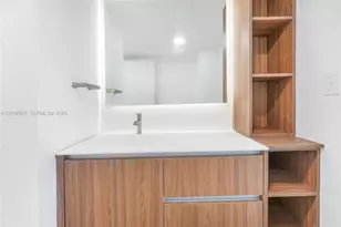 2333 Brickell Ave, Miami, FL 33129 - Photo 7