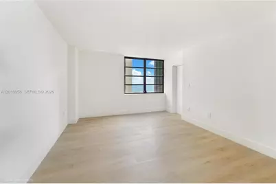 2333 Brickell Ave #1506, Miami, FL 33129 - Photo 5