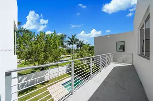 9915 NW 75th St, Doral, FL 33178 - Photo 33
