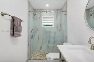 1621 NW 85th Way, Plantation, FL 33322 - Photo 17