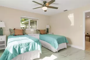 1621 NW 85th Way, Plantation, FL 33322 - Photo 21