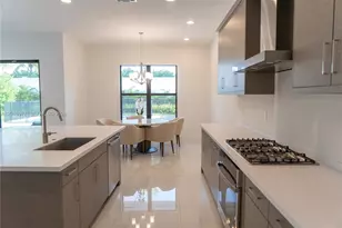 8151 Laurel Falls Dr, Boca Raton, FL 33496 - Photo 9