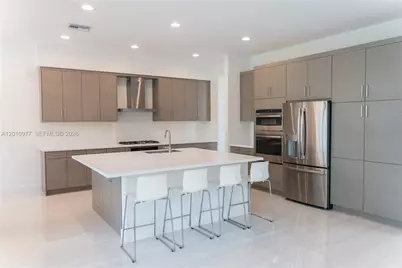 8151 Laurel Falls Dr, Boca Raton, FL 33496 - Photo 7