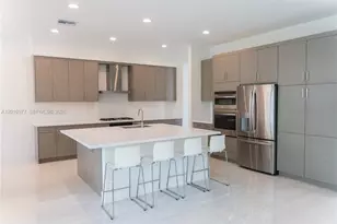 8151 Laurel Falls Dr, Boca Raton, FL 33496 - Photo 7