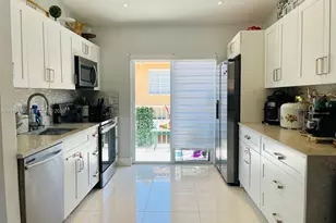 7817 W 36th Ave, Hialeah, FL 33018 - Photo 13