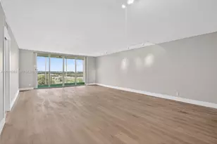 3090 N Course Dr, Pompano Beach, FL 33069 - Photo 29