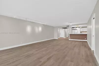 3090 N Course Dr #807, Pompano Beach, FL 33069 - Photo 13