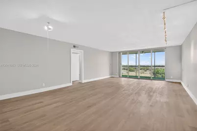 3090 N Course Dr #807, Pompano Beach, FL 33069 - Photo 3