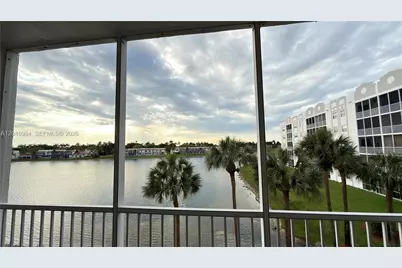 10730 NW 66th St #313, Doral, FL 33178 - Photo 23