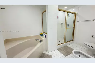 10730 NW 66th St #313, Doral, FL 33178 - Photo 27