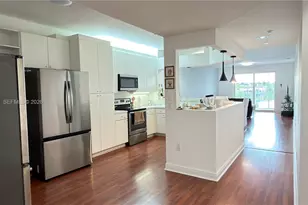 10730 NW 66th St, Doral, FL 33178 - Photo 11