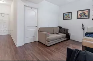 10730 NW 66th St, Doral, FL 33178 - Photo 9