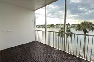 10730 NW 66th St, Doral, FL 33178 - Photo 43