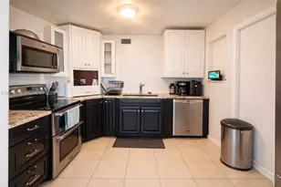 30 NE 26th St, Wilton Manors, FL 33305 - Photo 15