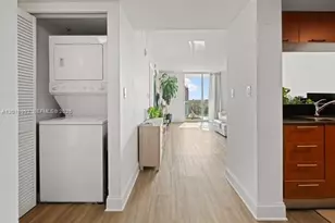 1800 N Bayshore Dr, Miami, FL 33132 - Photo 17