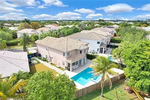 10762 NW 71st St, Doral, FL 33178 - Photo 5