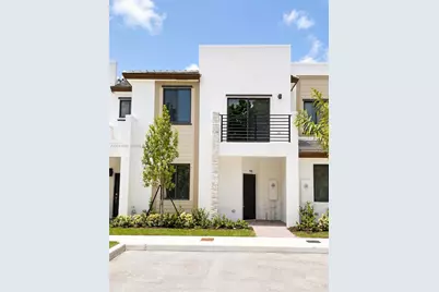 925 NE 211th St #925, Miami, FL 33179 - Photo 5