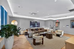 121 NE 5th St, Miami, FL 33132 - Photo 29