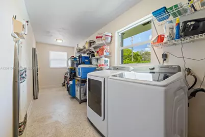 81 NW 18th St, Homestead, FL 33030 - Photo 27