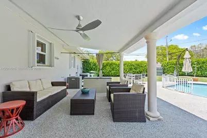 81 NW 18th St, Homestead, FL 33030 - Photo 29