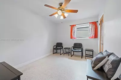 81 NW 18th St, Homestead, FL 33030 - Photo 25
