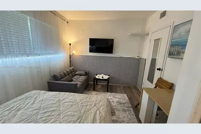 115 SE 2nd St #2, Dania Beach, FL 33004 - Photo 3