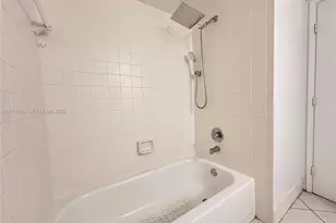 13455 SW 16th Ct, Pembroke Pines, FL 33027 - Photo 11