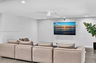 840 S Southlake Dr, Hollywood, FL 33019 - Photo 17