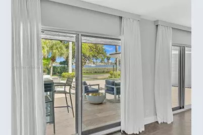 840 S Southlake Dr #0, Hollywood, FL 33019 - Photo 37