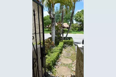 3932 Estepona Ave #7D5, Doral, FL 33178 - Photo 5