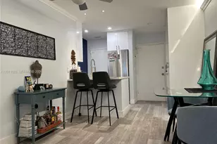 1130 11th St, Miami Beach, FL 33139 - Photo 3