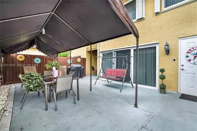 15460 SW 82nd Ln #403, Miami, FL 33193 - Photo 3