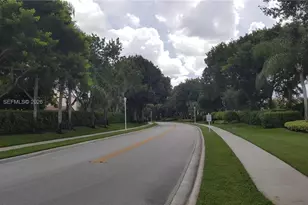 897 Briar Ridge Rd, Weston, FL 33327 - Photo 49