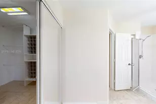 897 Briar Ridge Rd, Weston, FL 33327 - Photo 23