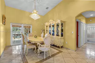 16037 NW 77th Pl, Miami Lakes, FL 33016 - Photo 33