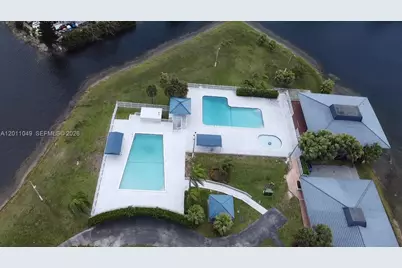 1495 SW 131st Ave, Miami, FL 33184 - Photo 9
