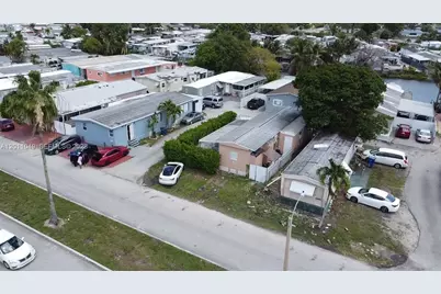 1495 SW 131st Ave, Miami, FL 33184 - Photo 19