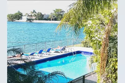 8600 Byron Ave #8600-8, Miami Beach, FL 33141 - Photo 15