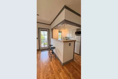 8600 Byron Ave #8600-8, Miami Beach, FL 33141 - Photo 29