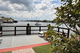 8600 Byron Ave, Miami Beach, FL 33141 - Photo 39