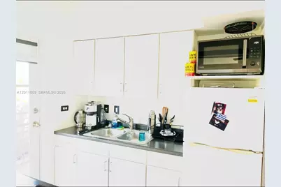 8600 Byron Ave #8600-8, Miami Beach, FL 33141 - Photo 7